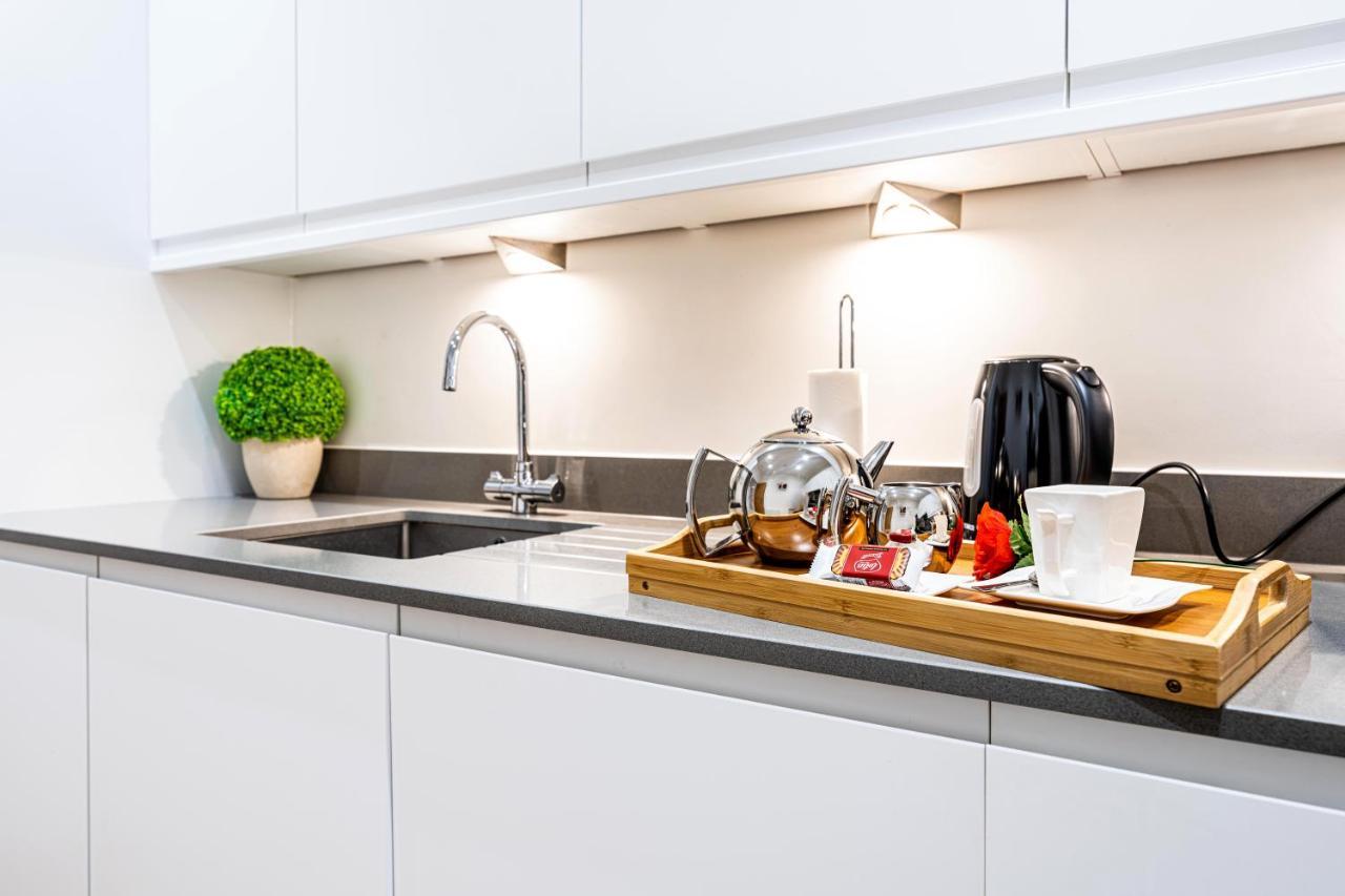 Mission Wave - Venture Apartment Staines-upon-Thames Zewnętrze zdjęcie